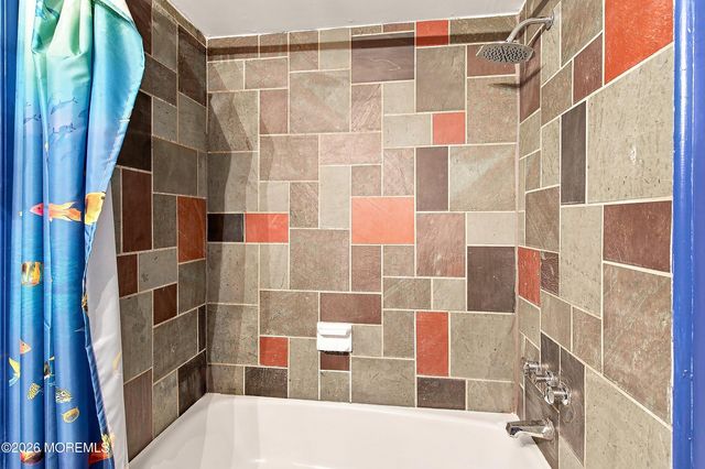 20 Rimwood Drive, Lincroft, NJ 07738