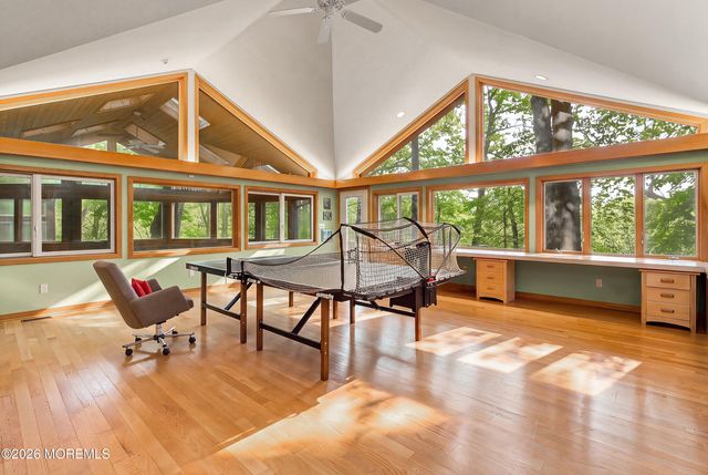 20 Rimwood Drive, Lincroft, NJ 07738