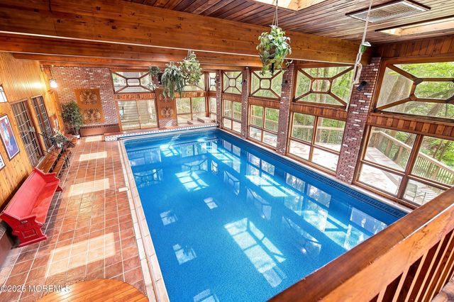 20 Rimwood Drive, Lincroft, NJ 07738