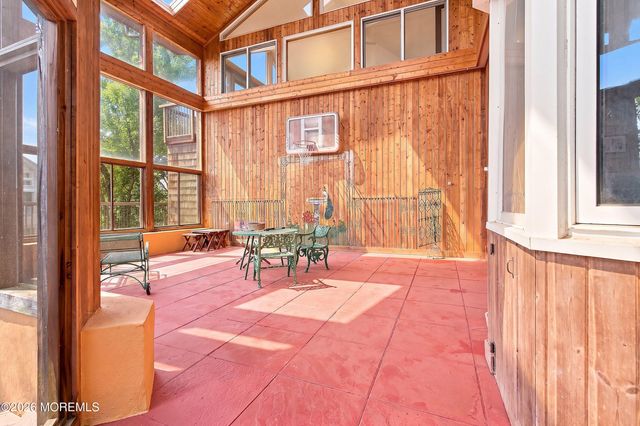 20 Rimwood Drive, Lincroft, NJ 07738