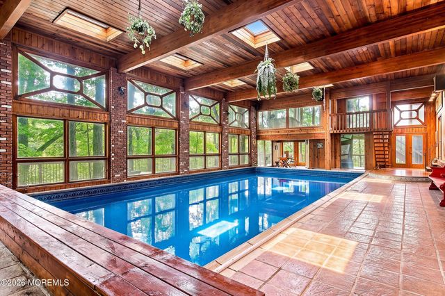20 Rimwood Drive, Lincroft, NJ 07738
