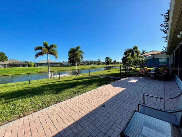 511 ROTONDA CIRCLE, Rotonda West, FL 33947