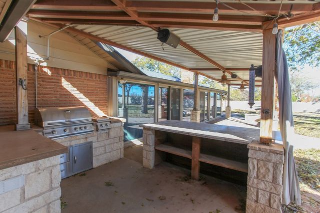 2508 E 24th St, Big Spring, TX 79720