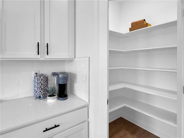 511 W Canada Drive, Farmington, AR 72730