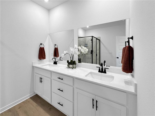 511 W Canada Drive, Farmington, AR 72730