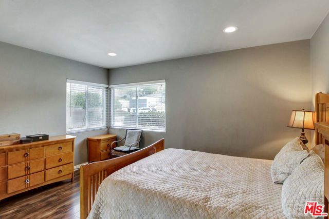 4152 Terraza Drive, Los Angeles, CA 90008