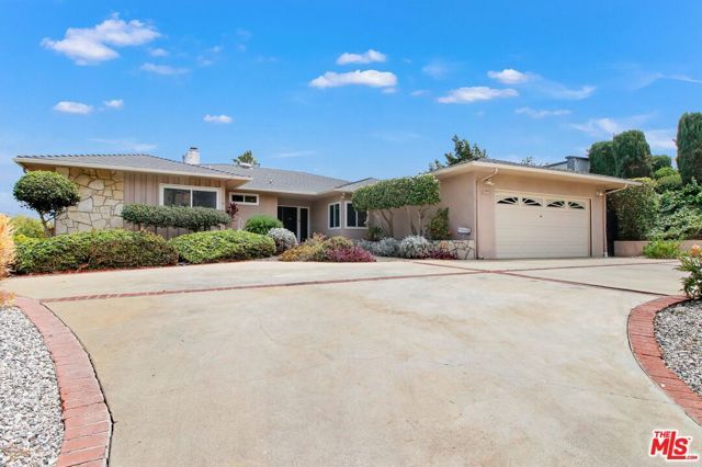 4152 Terraza Drive, Los Angeles, CA 90008