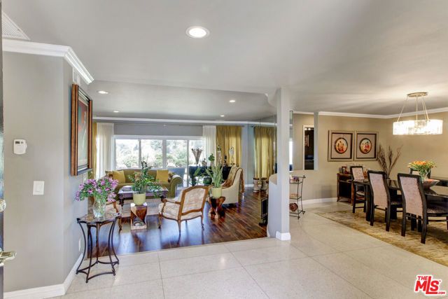 4152 Terraza Drive, Los Angeles, CA 90008