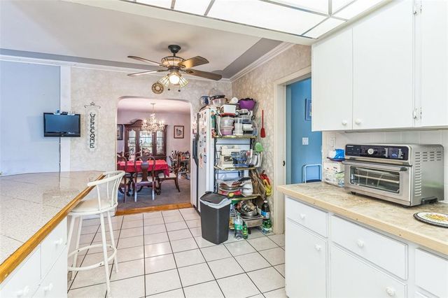 251 TROPIC BOULEVARD W, Largo, FL 33770