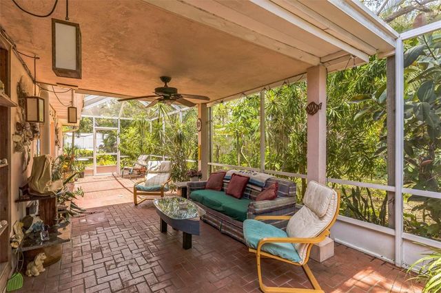 251 TROPIC BOULEVARD W, Largo, FL 33770