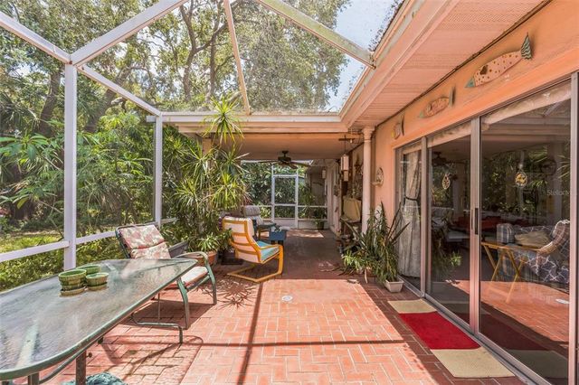 251 TROPIC BOULEVARD W, Largo, FL 33770