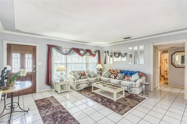 251 TROPIC BOULEVARD W, Largo, FL 33770
