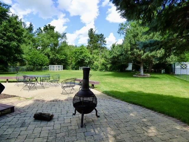 1525 E Williams Drive, Beloit, WI 53511