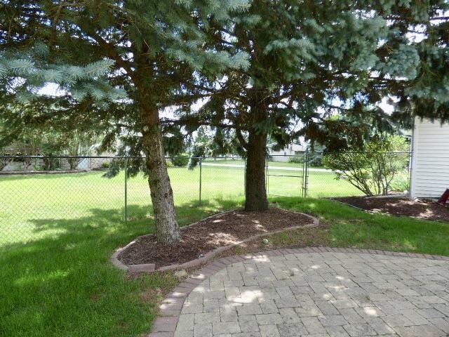 1525 E Williams Drive, Beloit, WI 53511