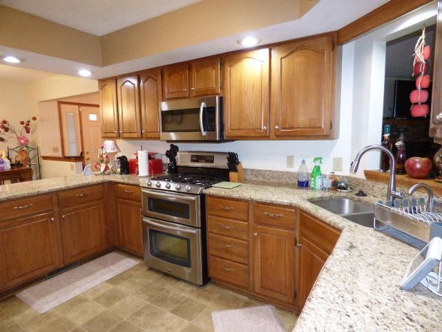 1525 E Williams Drive, Beloit, WI 53511