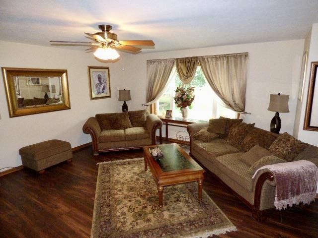1525 E Williams Drive, Beloit, WI 53511