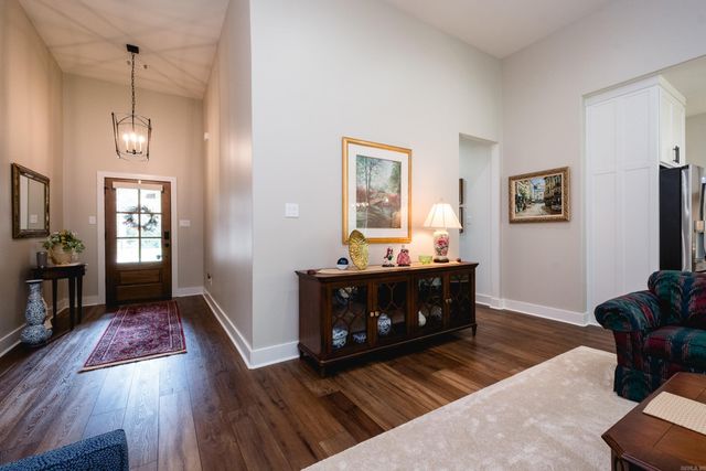15001 Matterhorn Loop, Maumelle, AR 72113