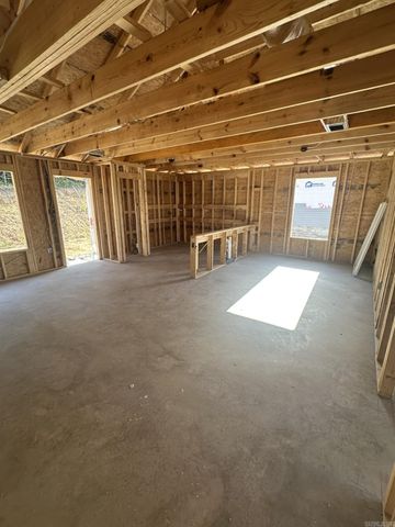 14 Cabernet Way, Mayflower, AR 72106