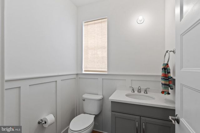 20 MELVILLE CT, Medford, NJ 08055