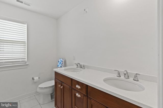 20 MELVILLE CT, Medford, NJ 08055