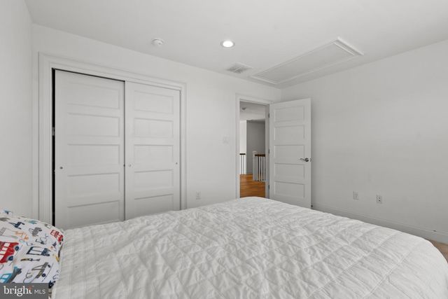 20 MELVILLE CT, Medford, NJ 08055