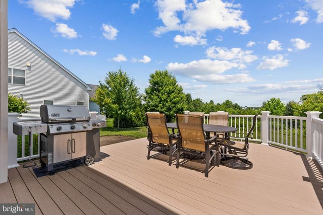 20 MELVILLE CT, Medford, NJ 08055
