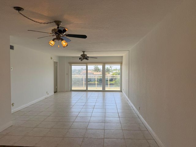 1160 Hillsboro Mile 304, Hillsboro Beach, FL 33062