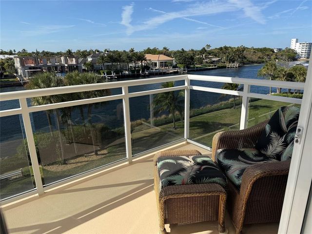 1160 Hillsboro Mile 304, Hillsboro Beach, FL 33062