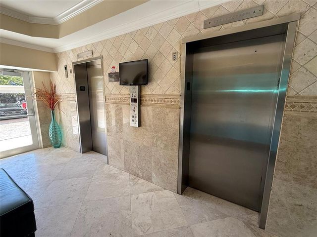 1160 Hillsboro Mile 304, Hillsboro Beach, FL 33062