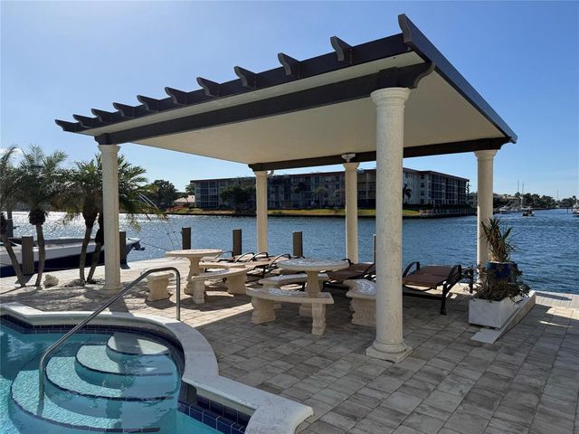 1160 Hillsboro Mile 304, Hillsboro Beach, FL 33062
