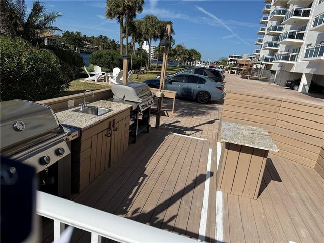 1160 Hillsboro Mile 304, Hillsboro Beach, FL 33062