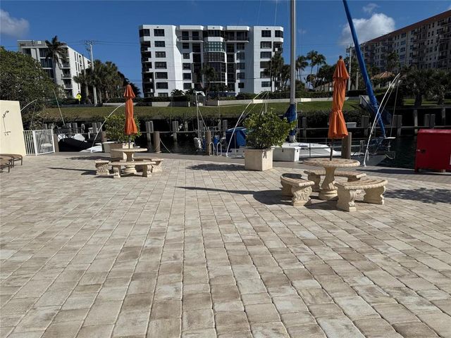 1160 Hillsboro Mile 304, Hillsboro Beach, FL 33062