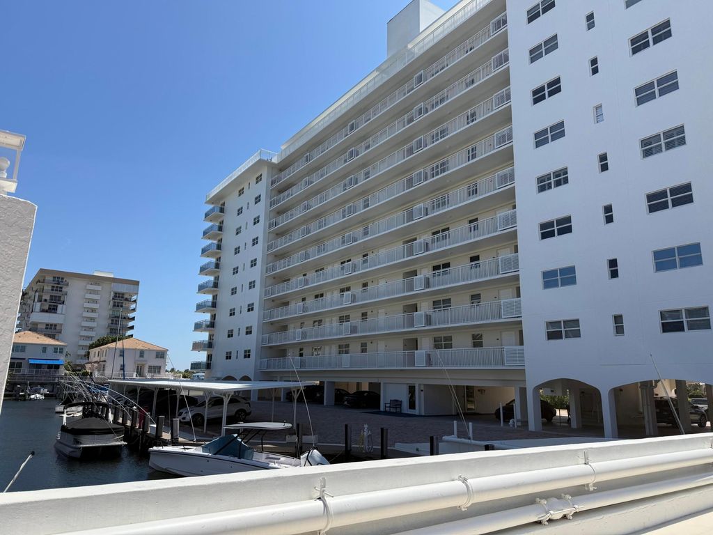 1160 Hillsboro Mile 304, Hillsboro Beach, FL 33062