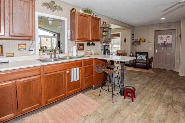 31643 Frost Street, Dowagiac, MI 49047