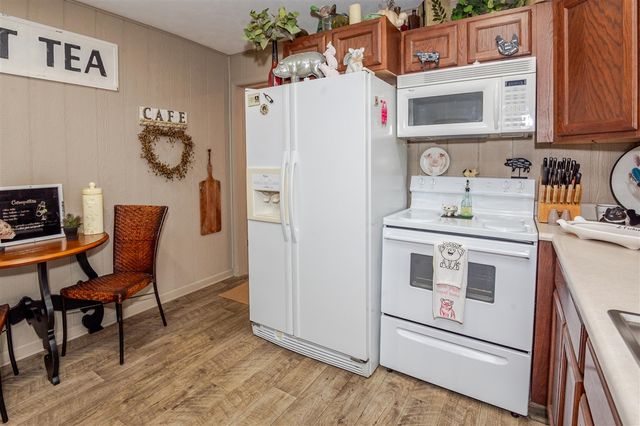 31643 Frost Street, Dowagiac, MI 49047