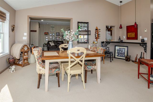 31643 Frost Street, Dowagiac, MI 49047