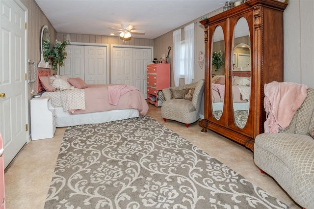 31643 Frost Street, Dowagiac, MI 49047