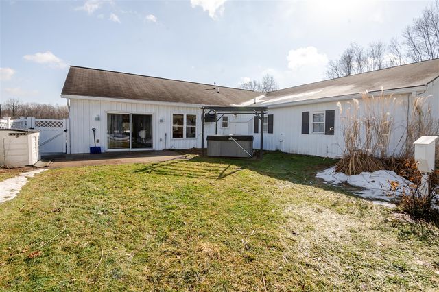 31643 Frost Street, Dowagiac, MI 49047