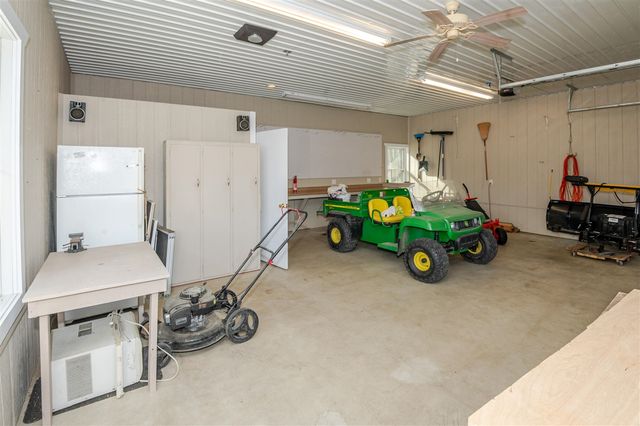 31643 Frost Street, Dowagiac, MI 49047