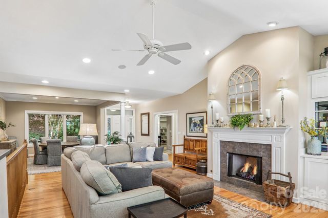 24 Turkey Roost Court, Flat Rock, NC 28739