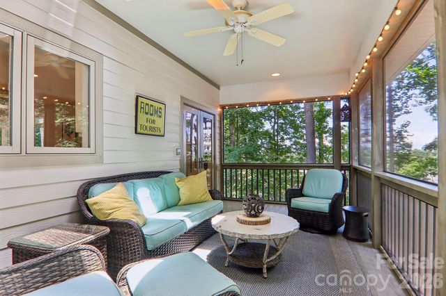 24 Turkey Roost Court, Flat Rock, NC 28739