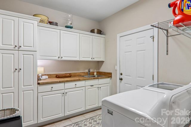 24 Turkey Roost Court, Flat Rock, NC 28739