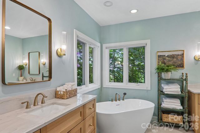 24 Turkey Roost Court, Flat Rock, NC 28739