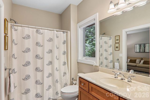 24 Turkey Roost Court, Flat Rock, NC 28739