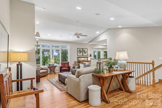 24 Turkey Roost Court, Flat Rock, NC 28739