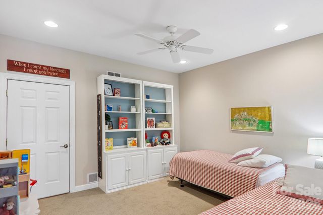 24 Turkey Roost Court, Flat Rock, NC 28739