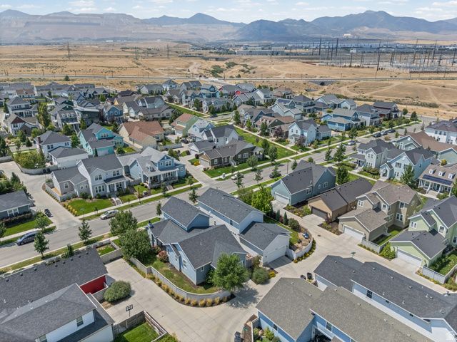 10433 S LIFFEY LN, South Jordan, UT 84009