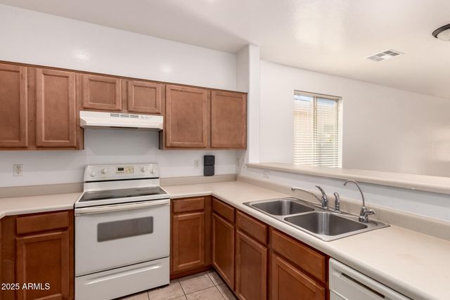 44188 W CYDNEE Drive, Maricopa, AZ 85138