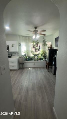 19013 N 69 Avenue, Glendale, AZ 85308