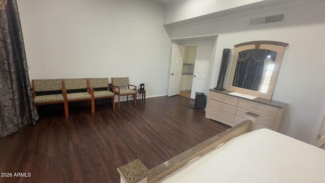 19013 N 69 Avenue, Glendale, AZ 85308